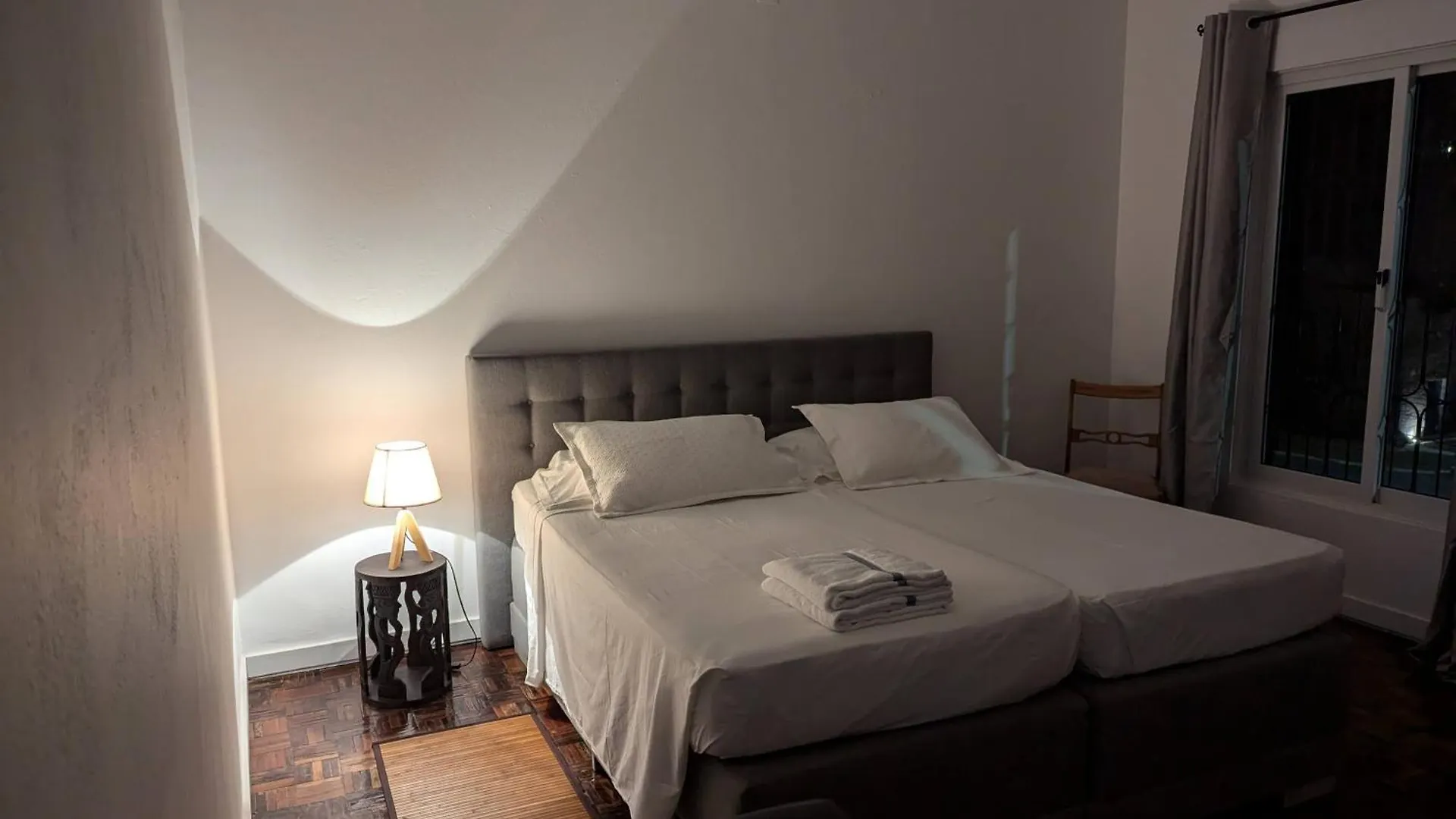 Nocleg ze śniadaniem Casa Estrela - Sea & Art Guesthouse Praia
