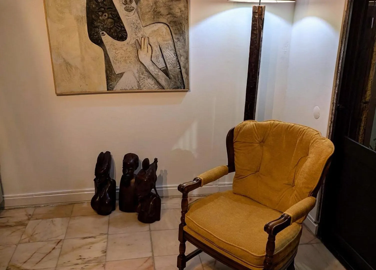 Casa Estrela - Sea & Art Guesthouse Praia