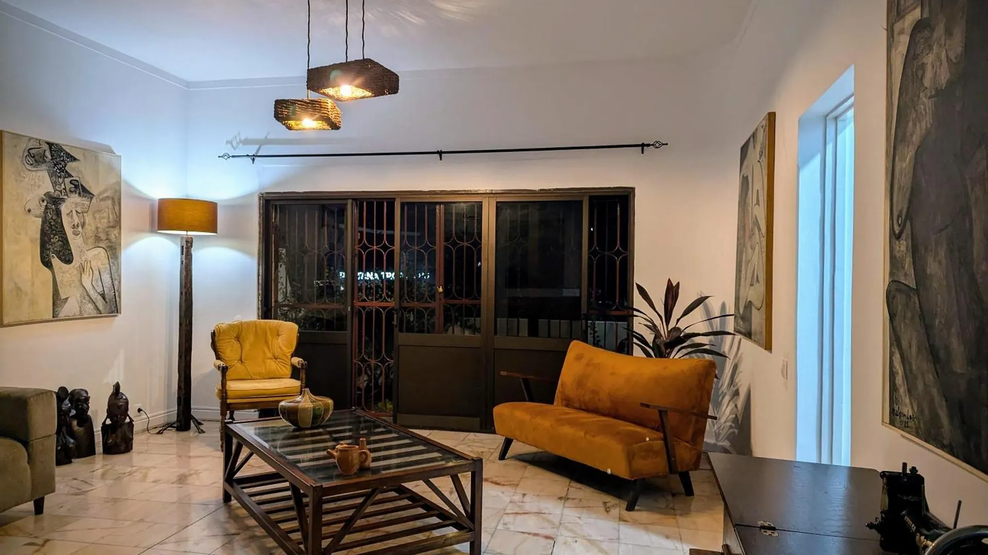 Casa Estrela - Sea & Art Guesthouse Praia Nocleg ze śniadaniem