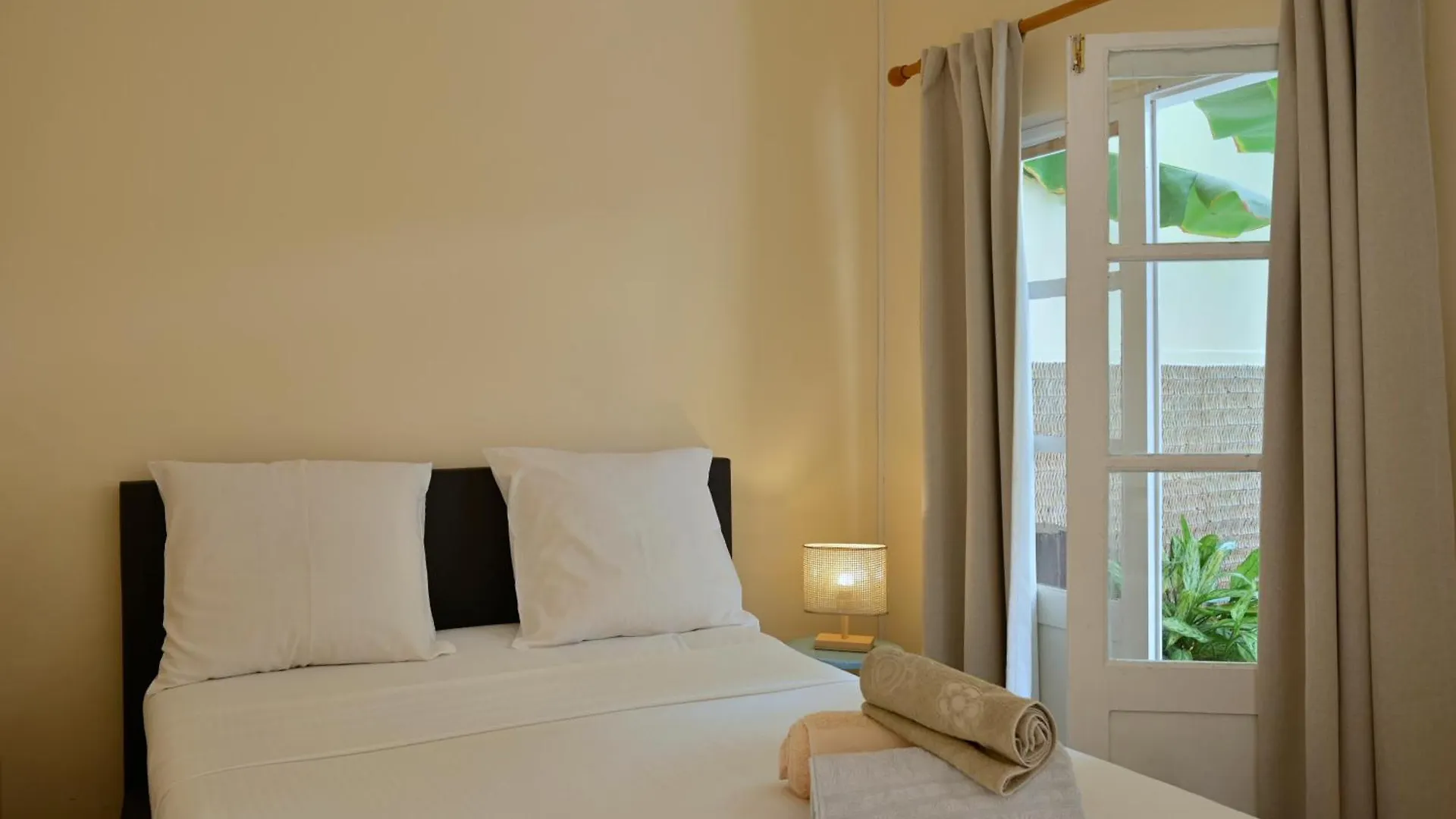 Nocleg ze śniadaniem Casa Estrela - Sea & Art Guesthouse Praia