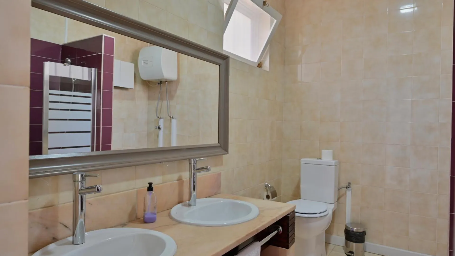 Casa Estrela - Sea & Art Guesthouse Praia Nocleg ze śniadaniem