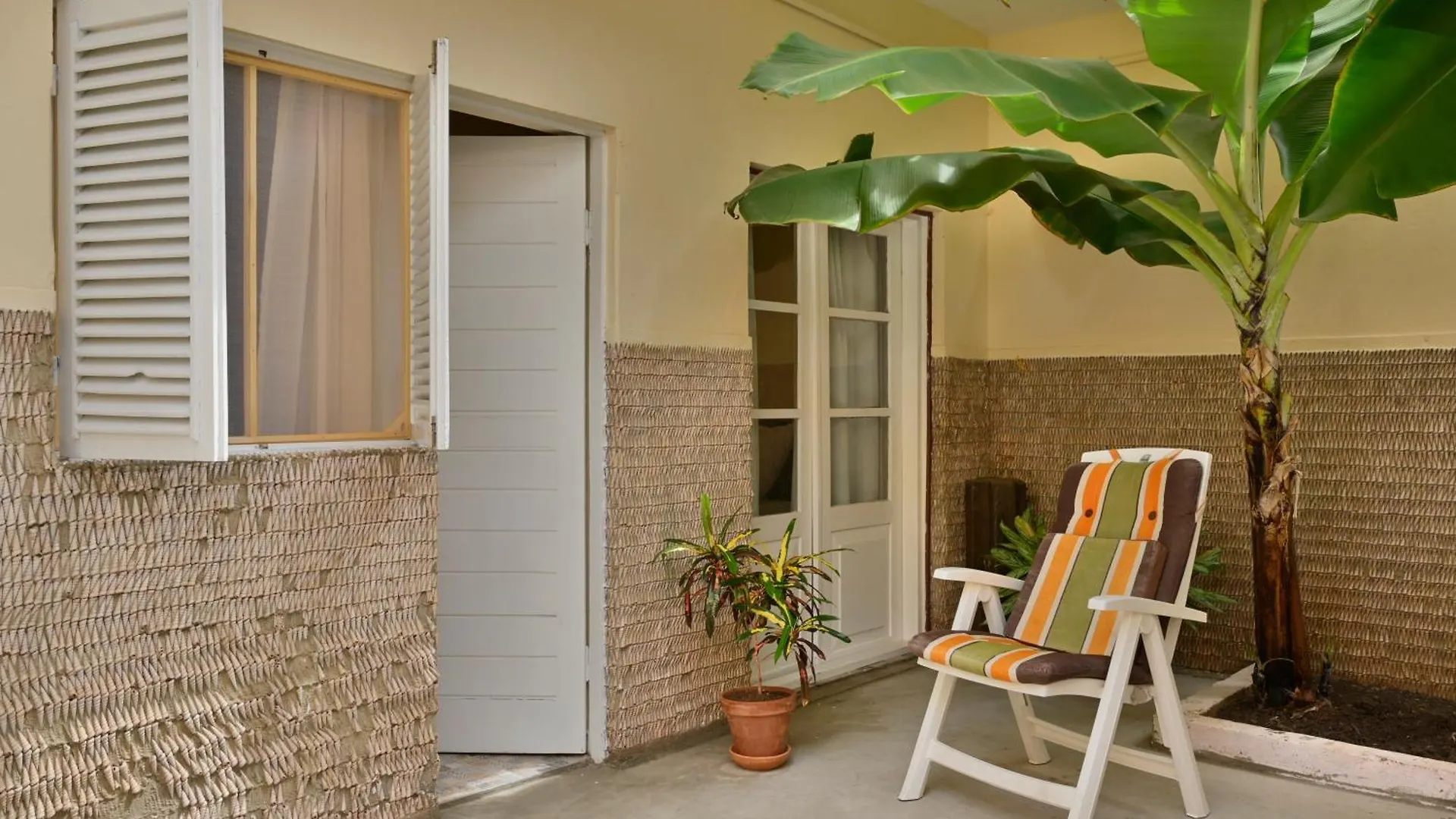 Casa Estrela - Sea & Art Guesthouse Praia Nocleg ze śniadaniem